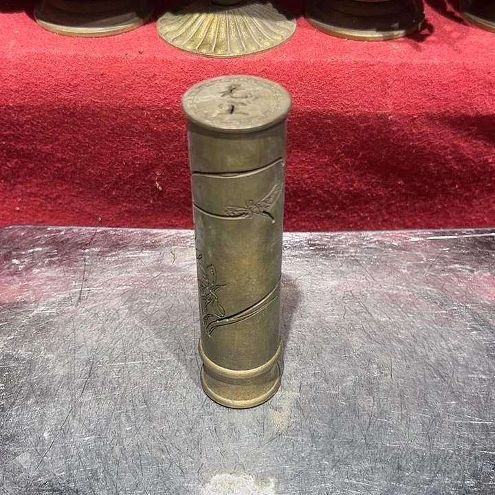 钢****？黄酮摆件工艺品摆件