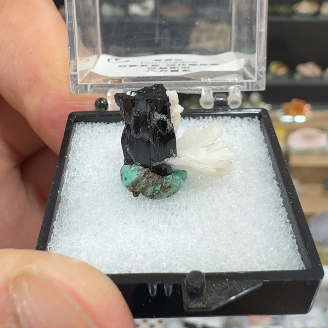 月下珠宝严选矿物