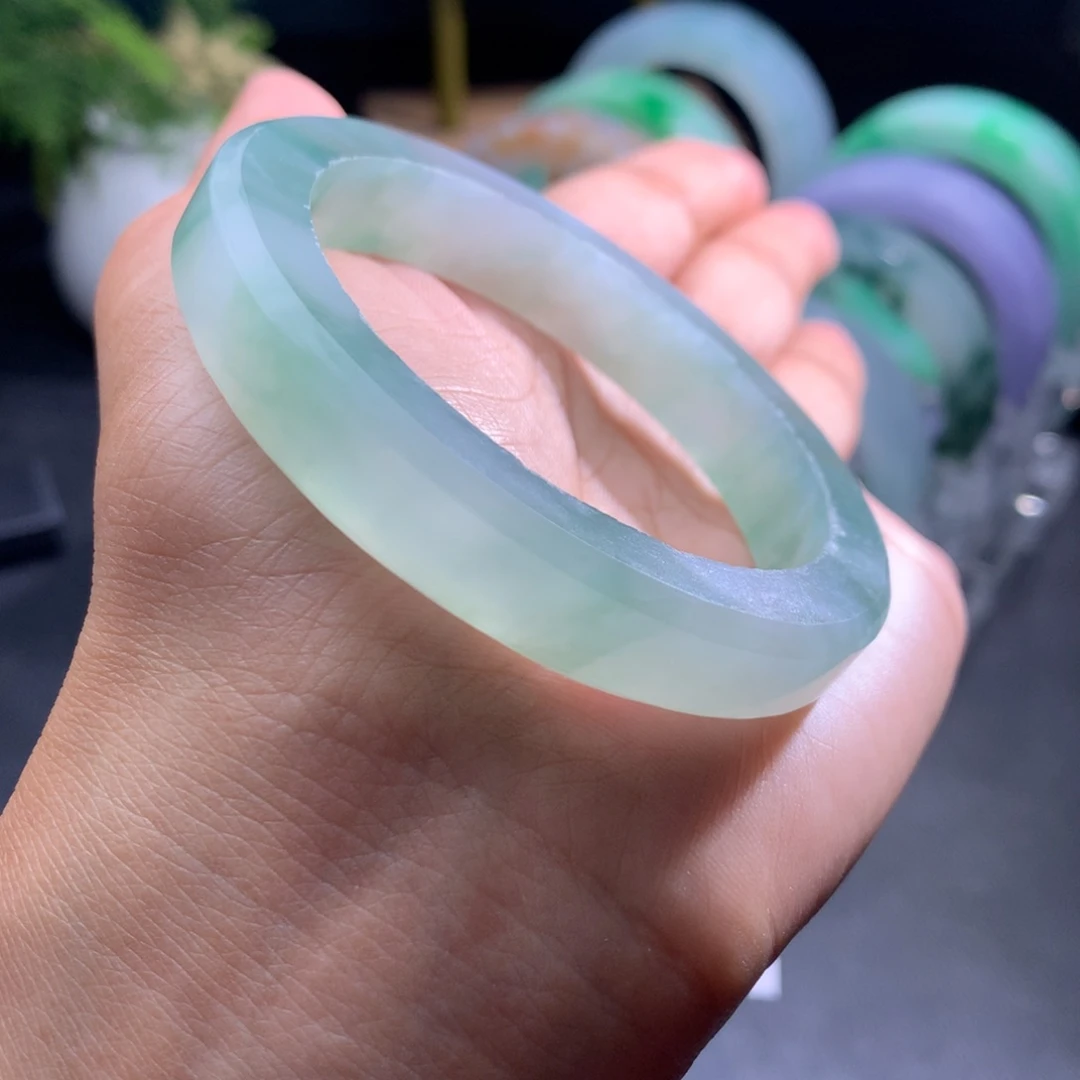 定制翡翠手镯未镶嵌