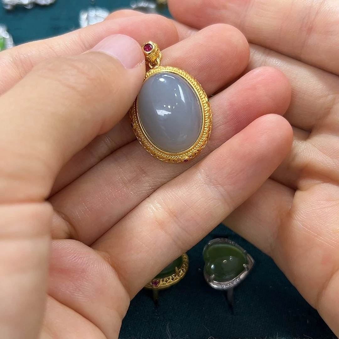 和田玉（糖玉）银S925镶嵌颈饰❤️**