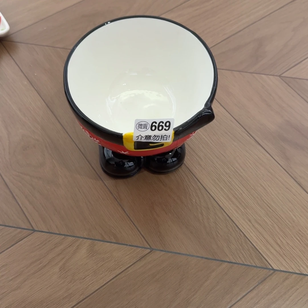 行***箱有的微瑕不退不换