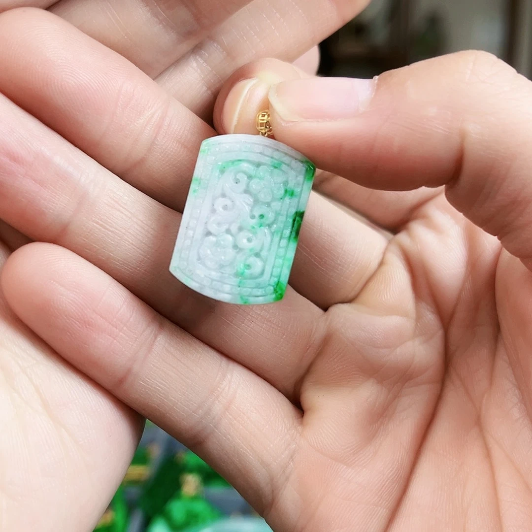 翡翠颈饰18K金镶嵌吊坠多样性发货