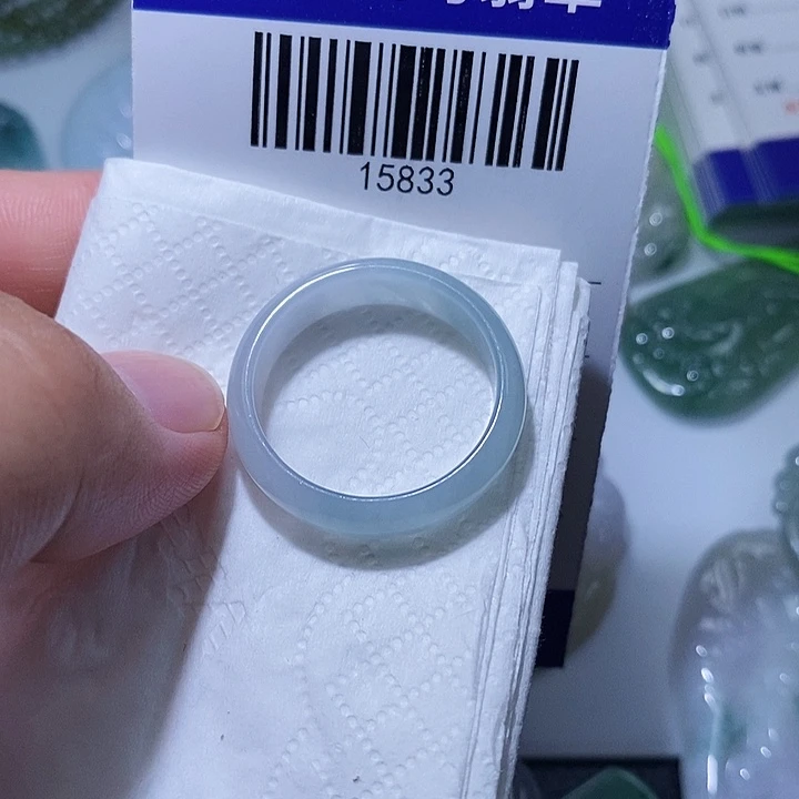翡翠未镶嵌颈饰天光墟翡翠市场现金代购