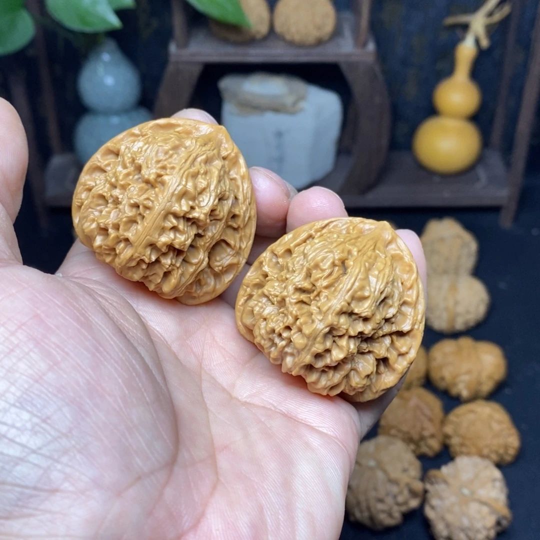 文玩核桃吊坠43+三角将