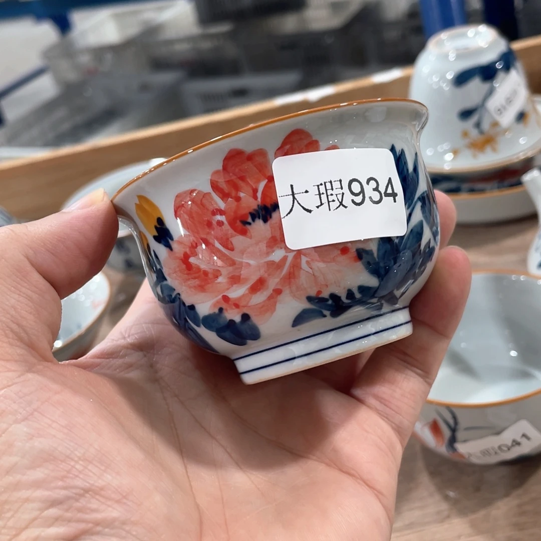 釉下手绘茶具微瑕