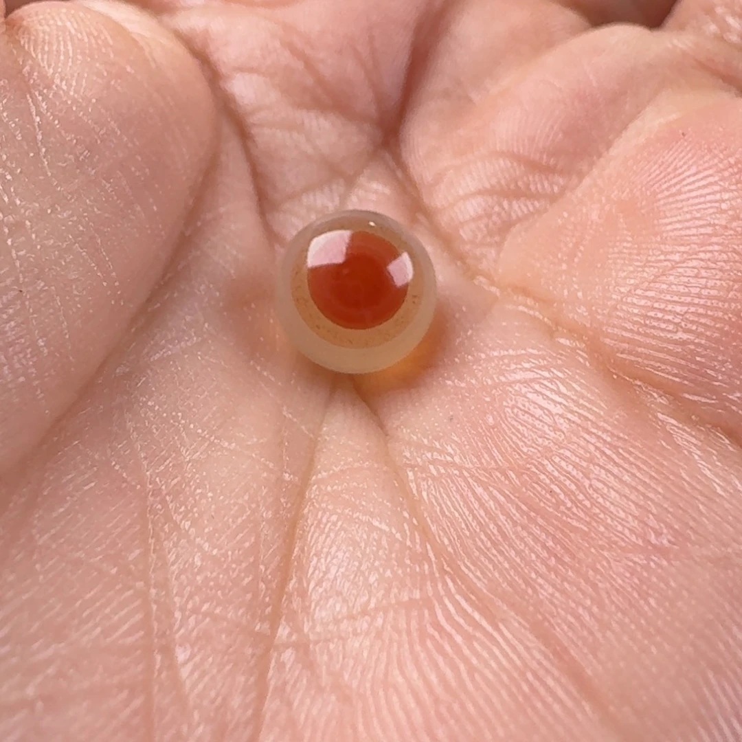 南红玛瑙未镶嵌圆珠天眼8+