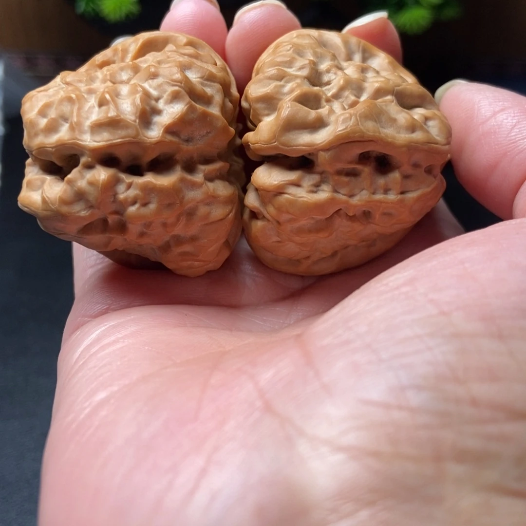 文玩核桃把件蛤蟆头42