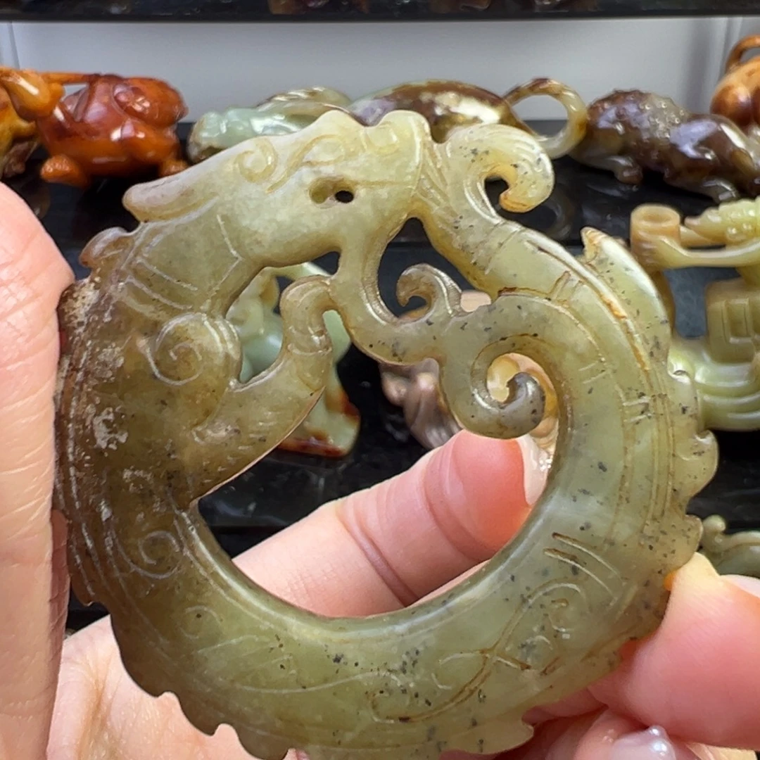 和田玉（糖玉）未镶嵌挂件