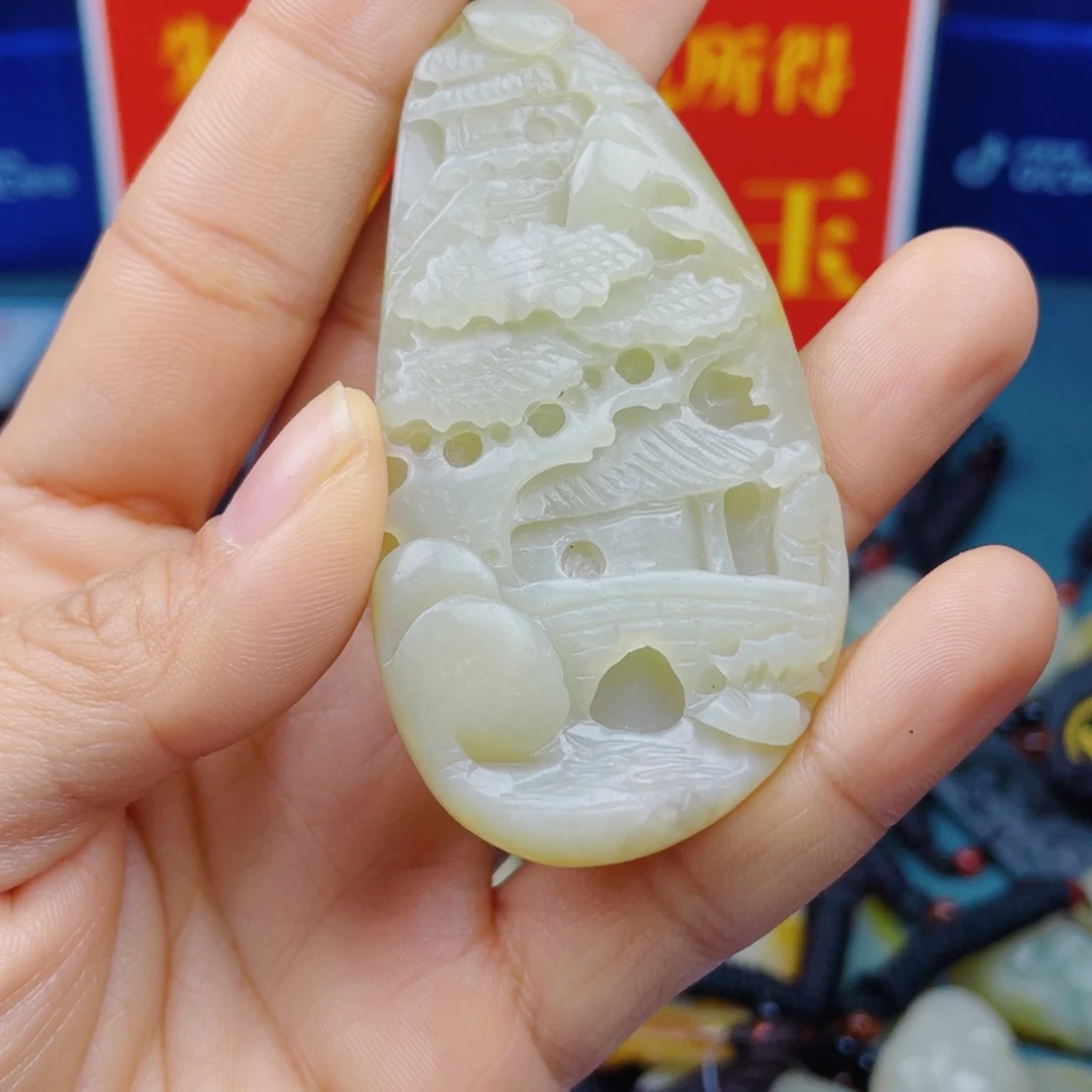 和田玉未镶嵌颈饰