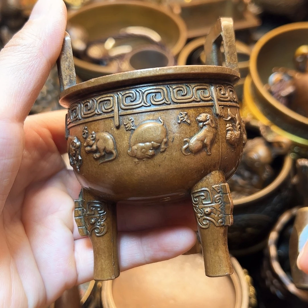 精美铜器工艺品等