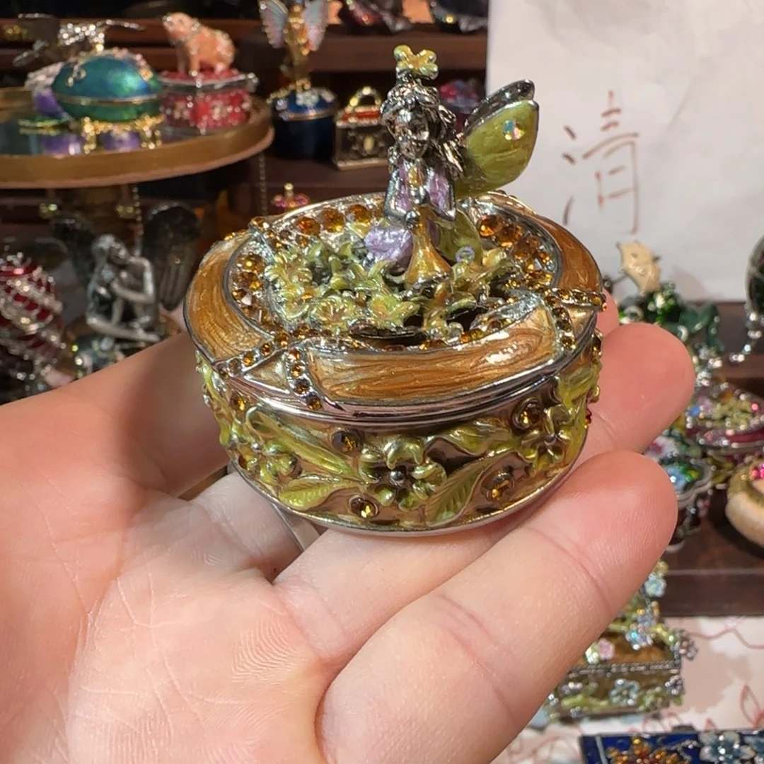 手工制品请勿吹毛求疵