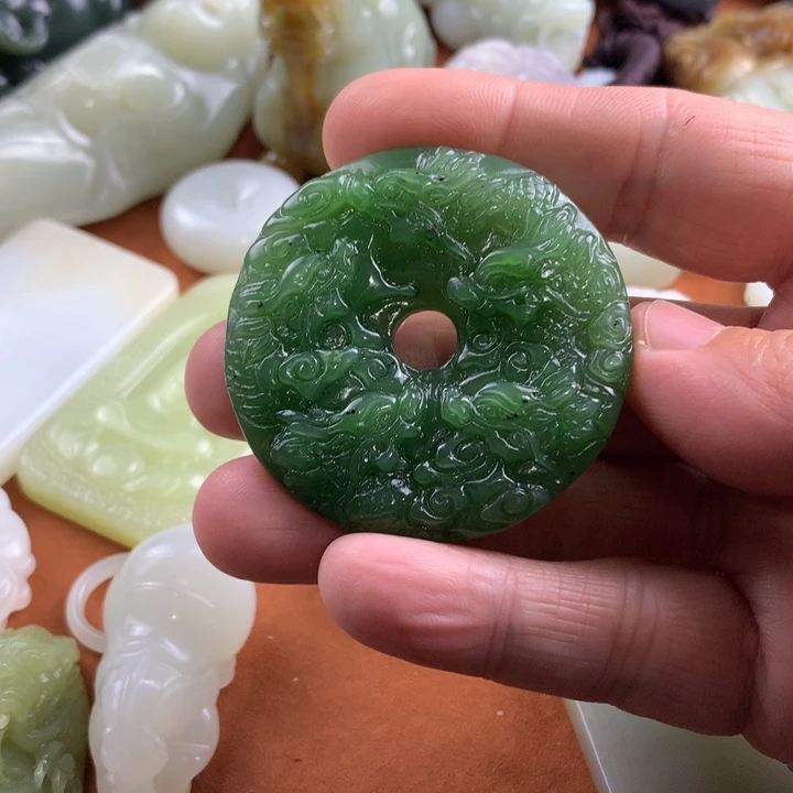 未镶嵌和田玉挂件