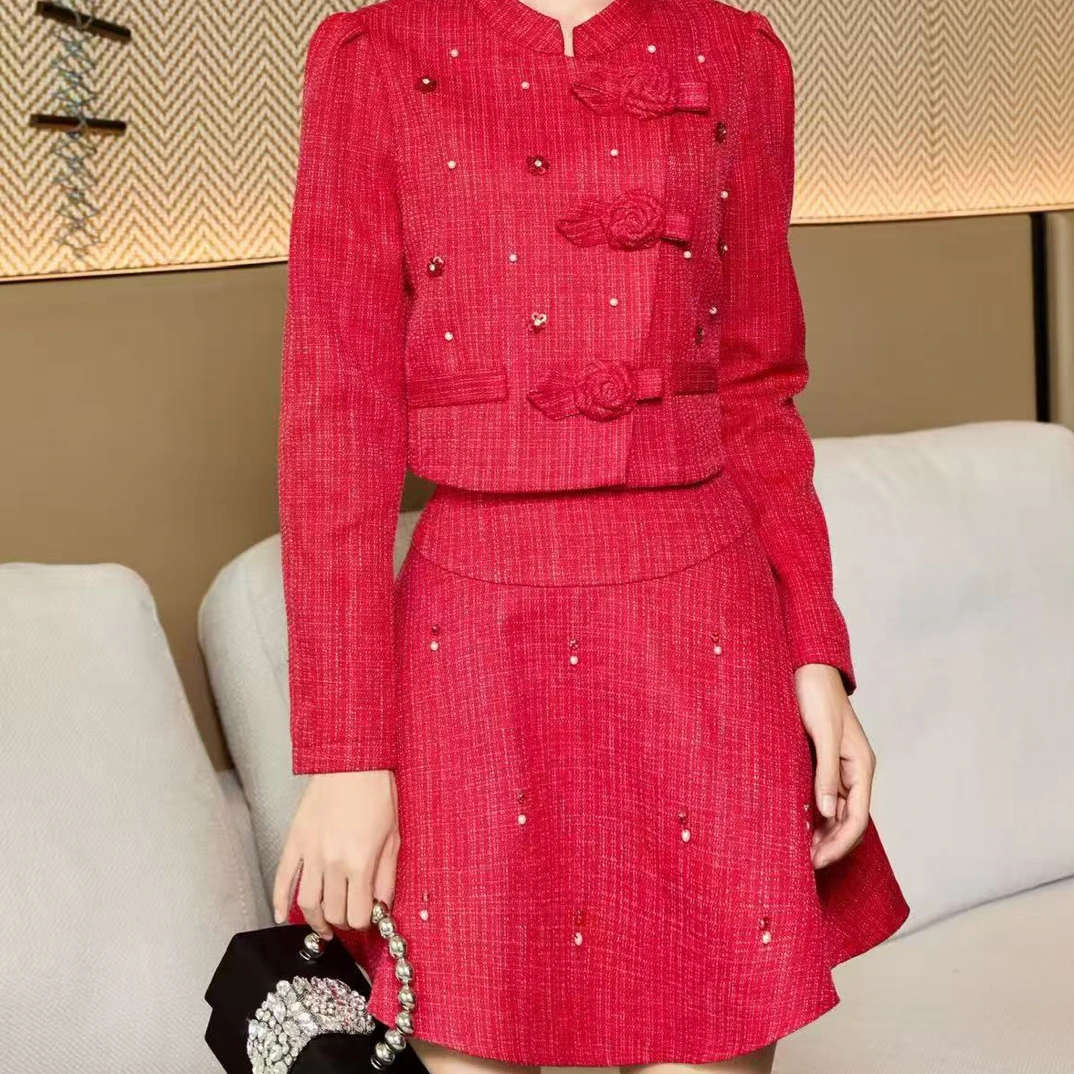 高级重工秋冬新款盘扣轻奢小香风大红半身裙套裙