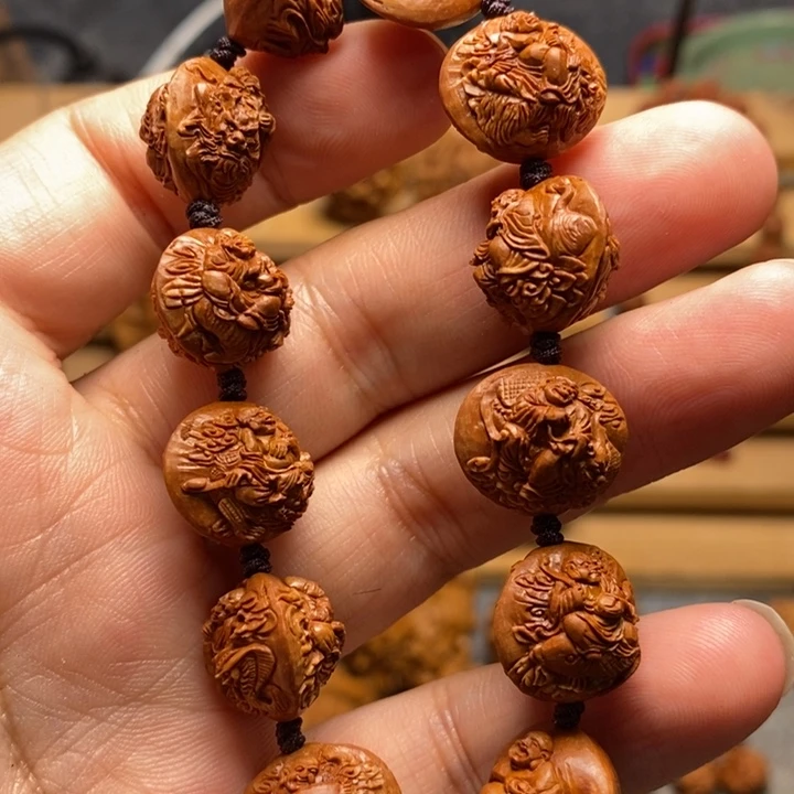 守**w桃核手工雕刻骑兽十八罗汉