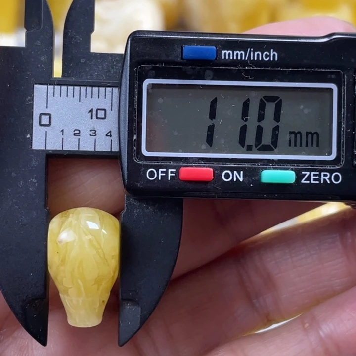 蜜蜡未镶嵌裸石10杂