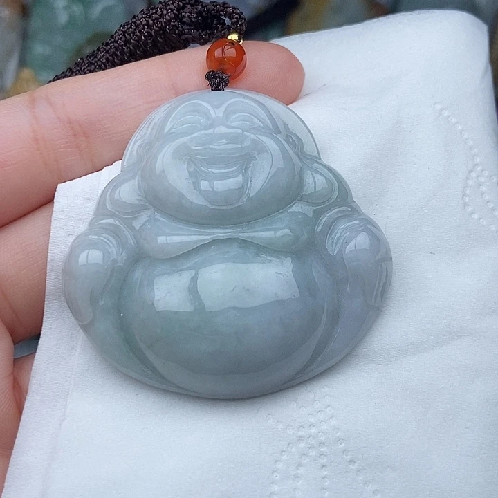 H***e翡翠未镶嵌颈饰翡翠