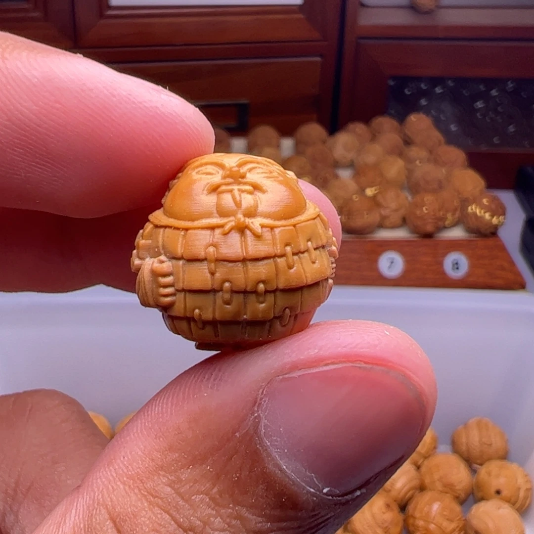 明***彰吊坠猴头核桃精工关二爷18