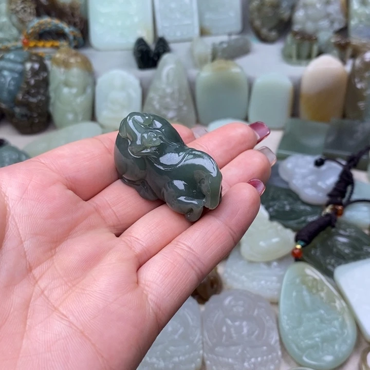 和田玉挂件未镶嵌