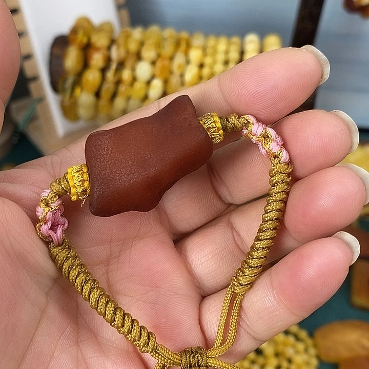 裸石蜜蜡未镶嵌手牌