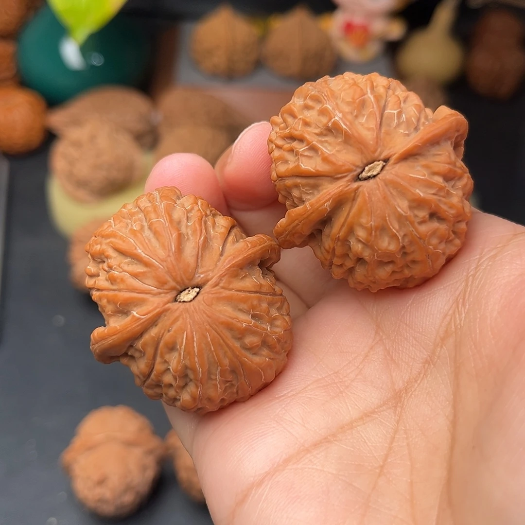 A***R把件文玩核桃金麒麟