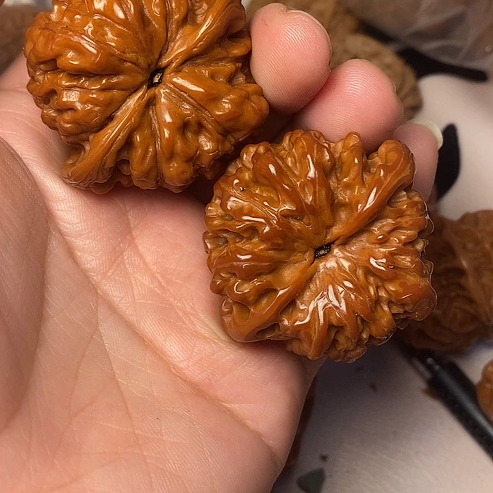 草***飞文玩核桃把件官45