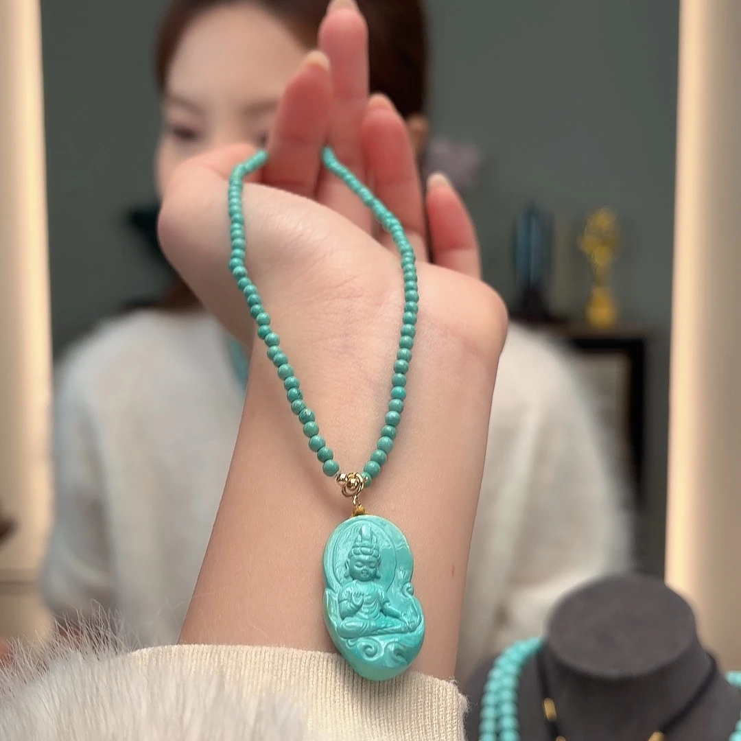 绿松石未镶嵌颈饰