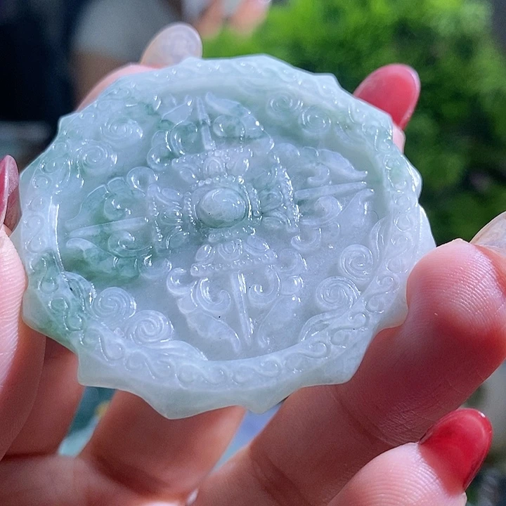 【闪购商品】翡翠挂件未镶嵌仿古