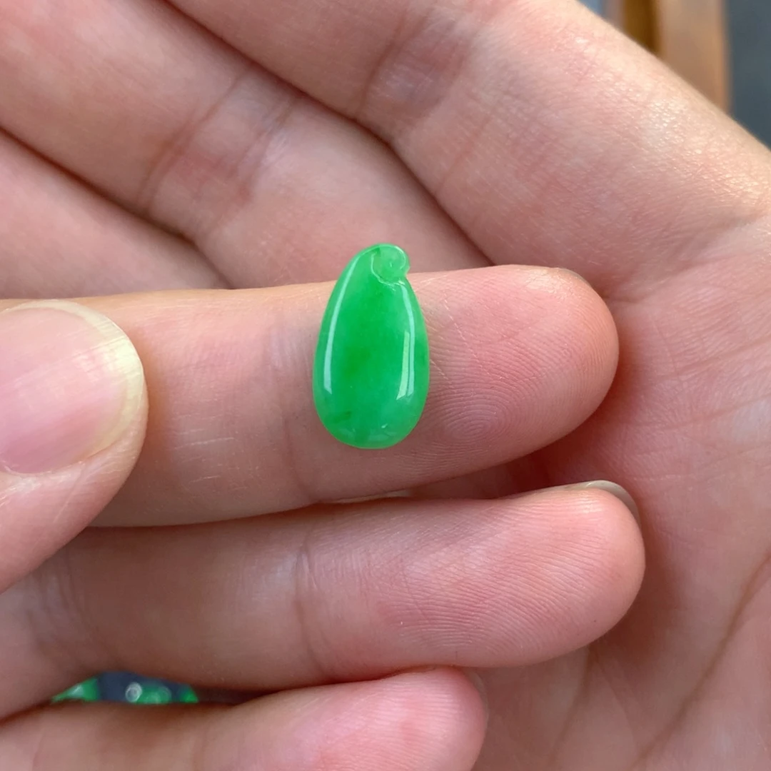 翡翠裸石翡翠福瓜