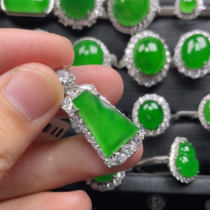 翡翠银S925镶嵌颈饰