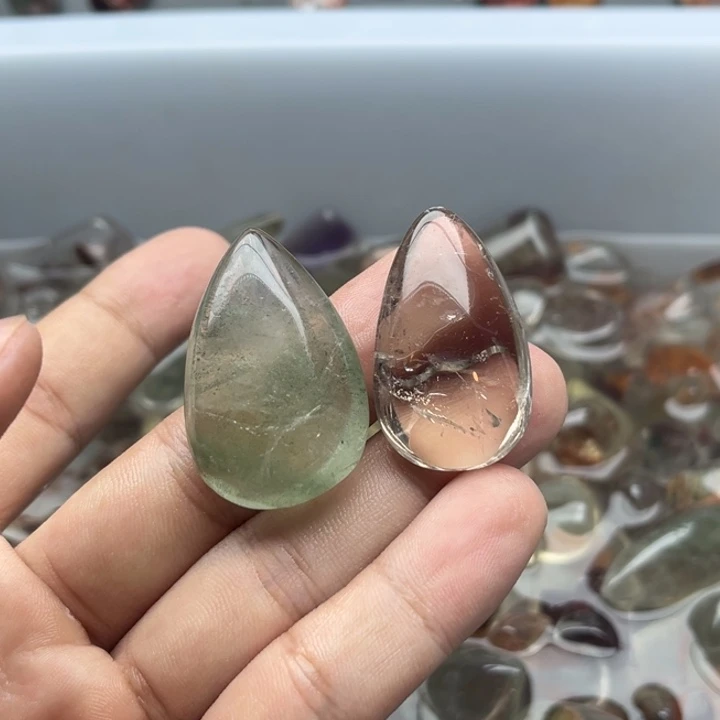 未镶嵌吊坠(赠链)水晶华*妞