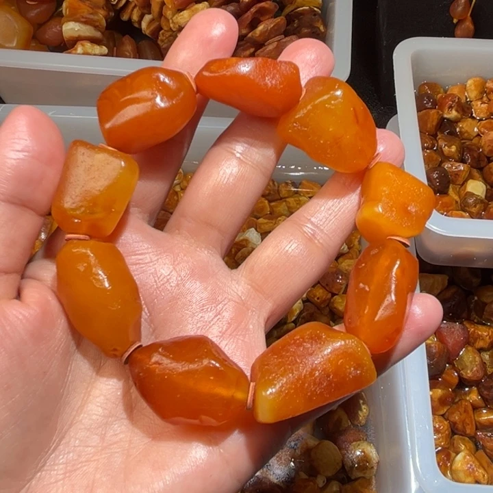 琥珀未镶嵌颈饰手串