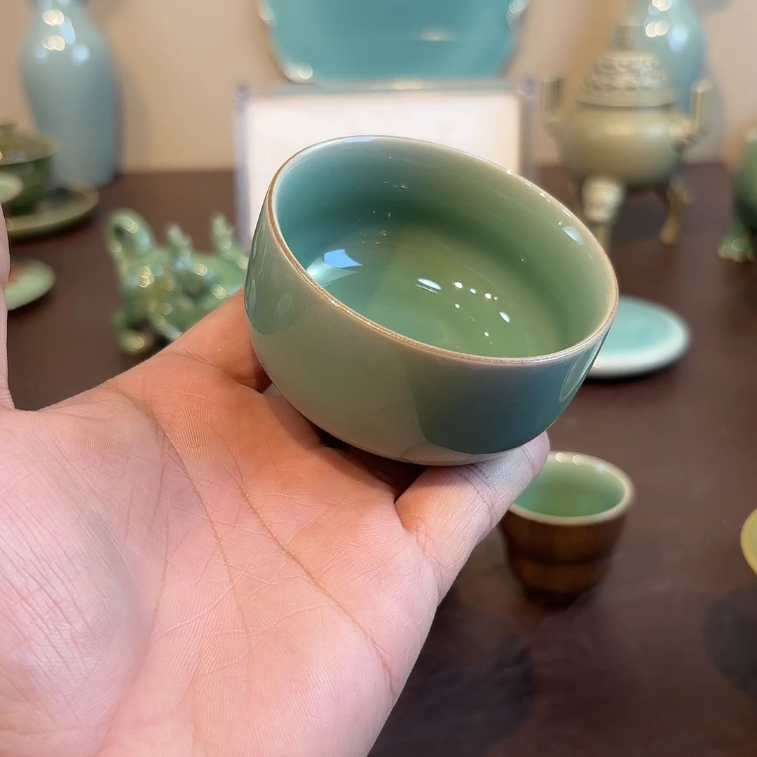 瓷片龙泉青瓷福利青瓷