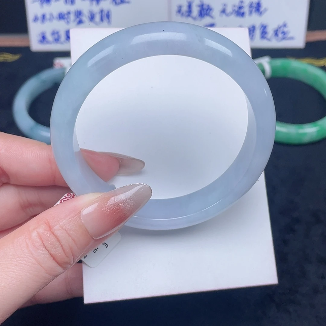 翡翠未镶嵌手镯076