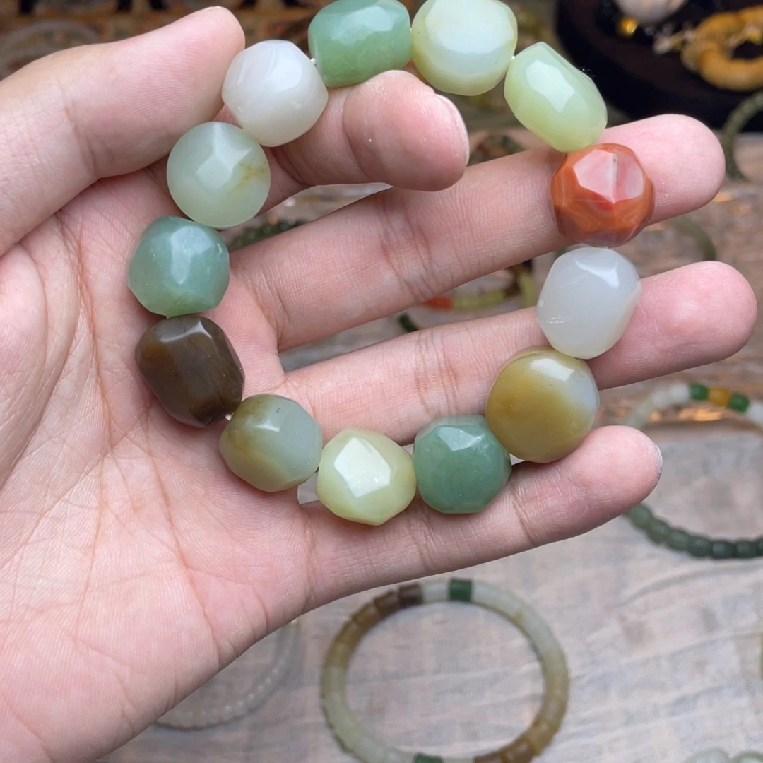 和田玉未镶嵌手链