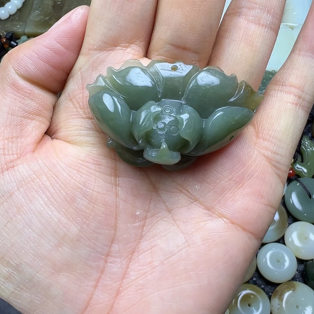 和田玉未镶嵌吊坠(不含链)卡44.9