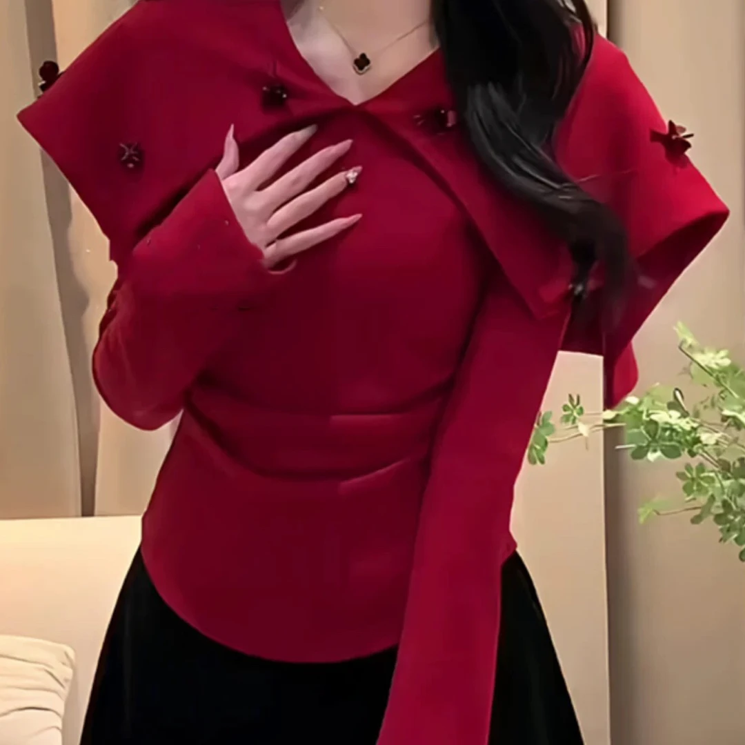 【月姐家】新年红色斗篷披肩长袖针织衫女2025气质高级感法式打底衫