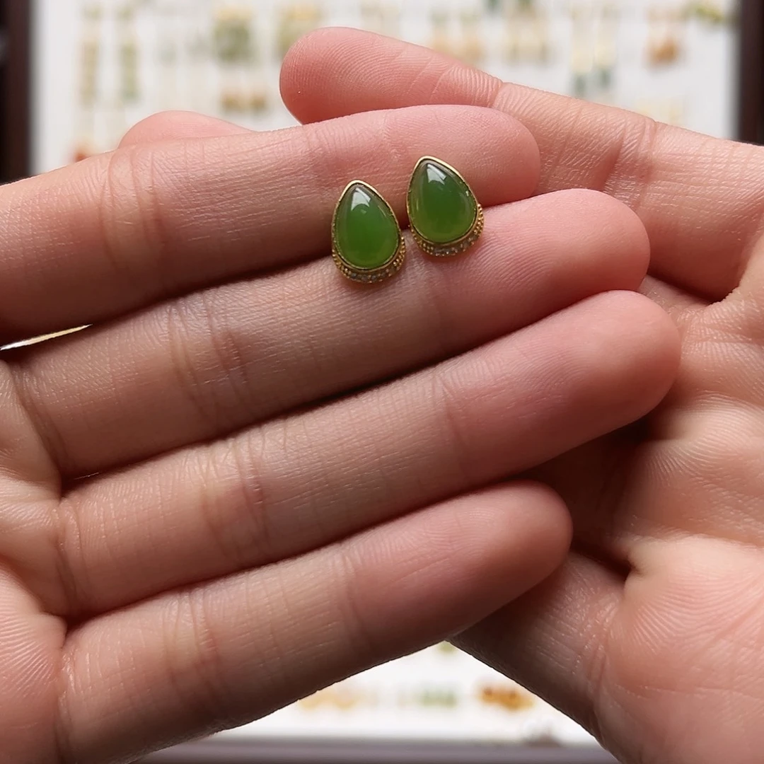 银S925镀金镶嵌和田玉耳饰