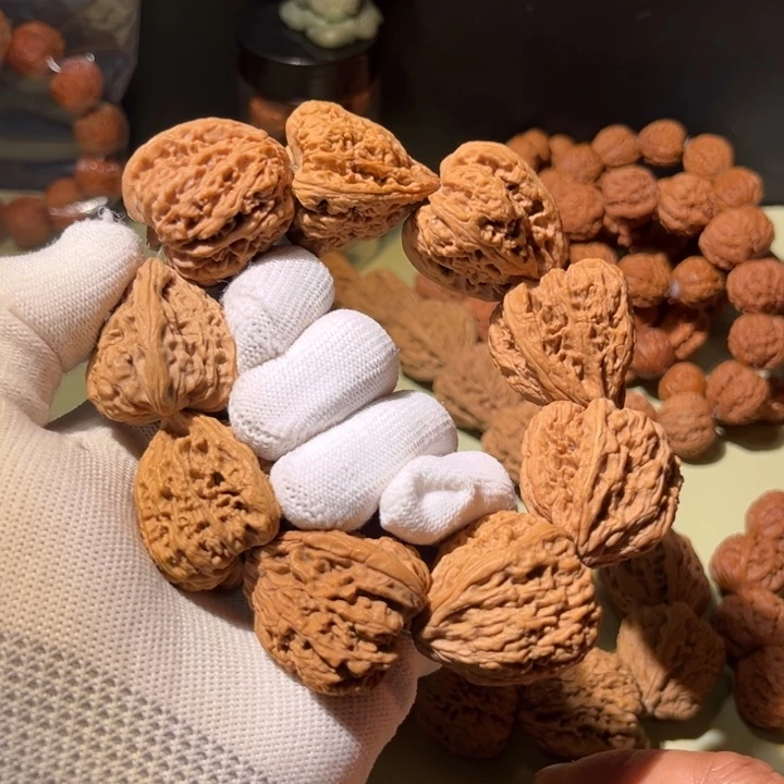 文玩核桃手串…………
