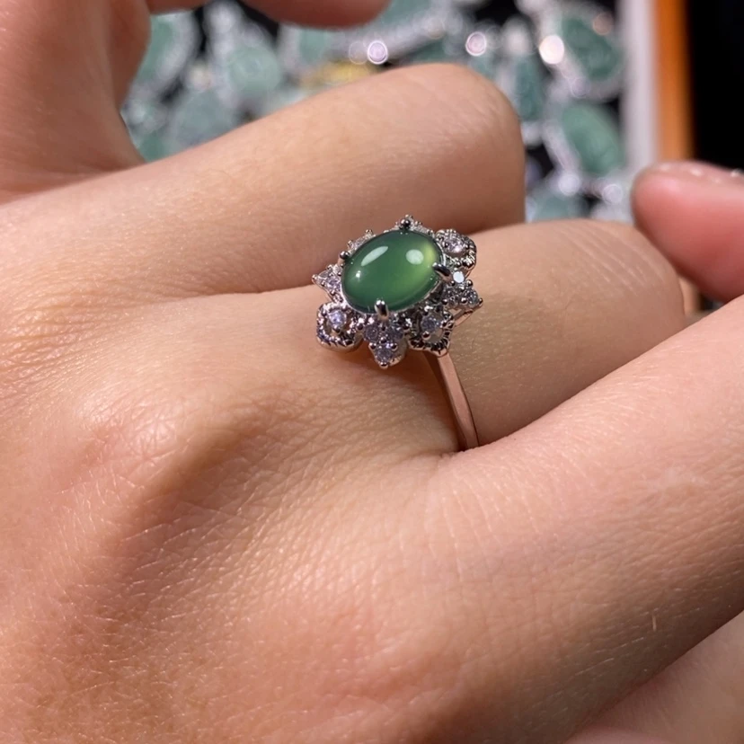 【闪购商品】翡翠颈饰未镶嵌天然