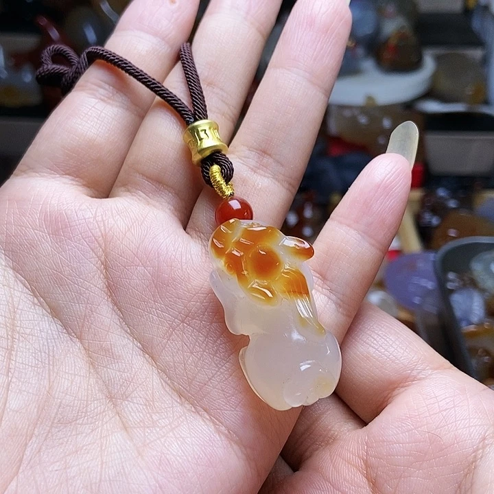 未镶嵌颈饰玛瑙/玉髓