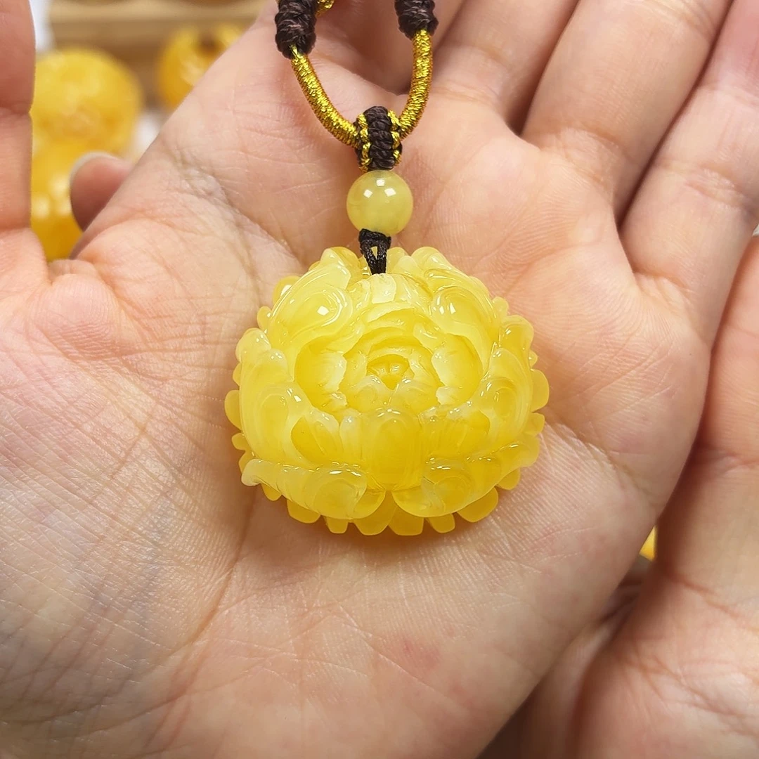 蜜蜡未镶嵌颈饰焦皮妖花牡丹花