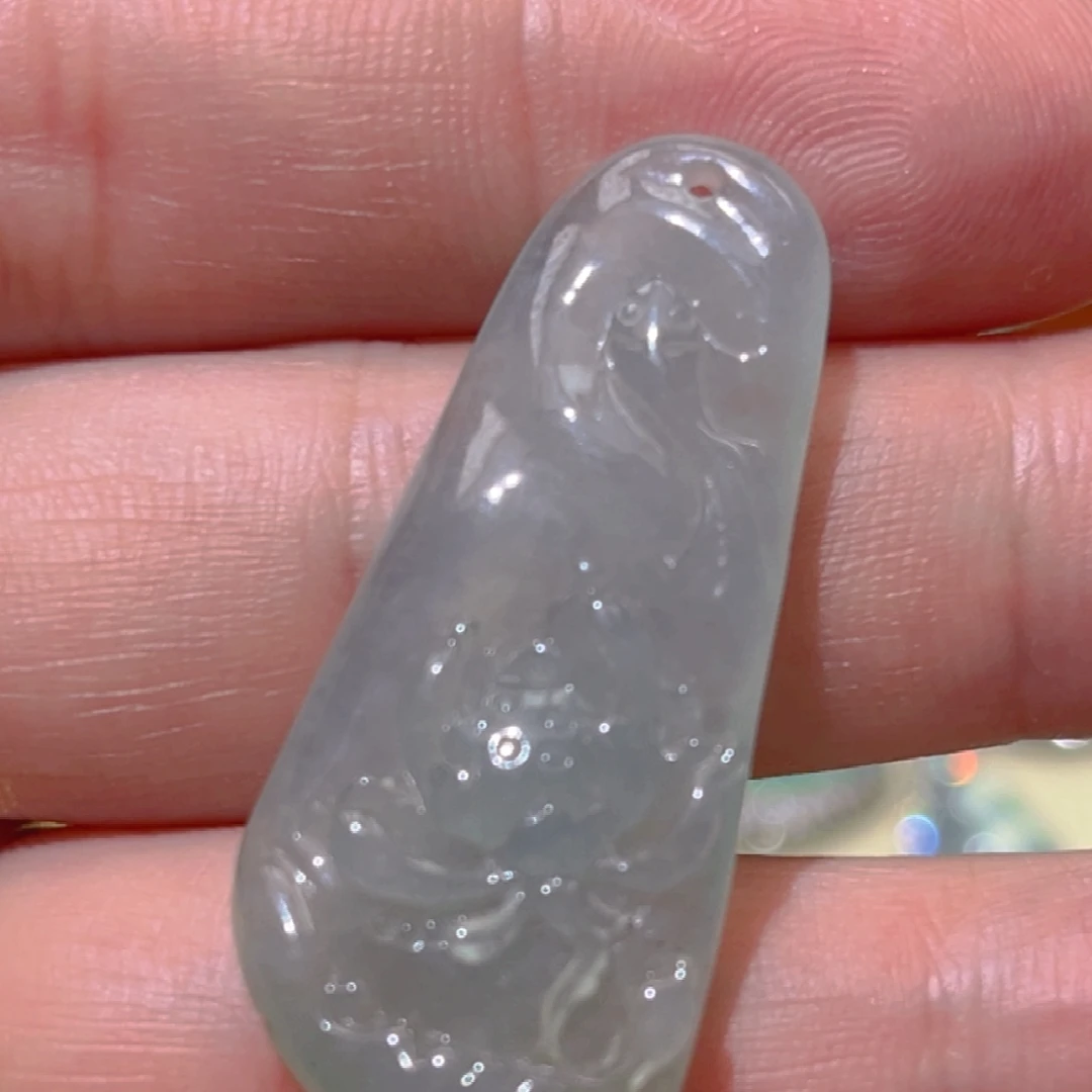 翡翠未镶嵌颈饰冰种翡翠年年有余