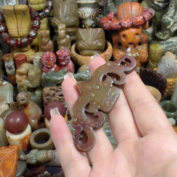 和田玉未镶嵌珠宝半成品