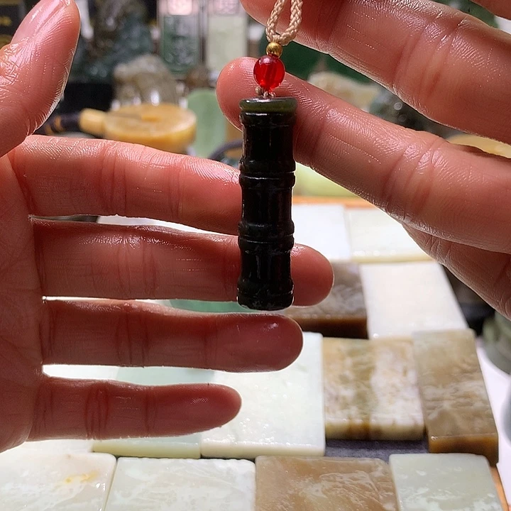 和田玉未镶嵌珠宝半成品