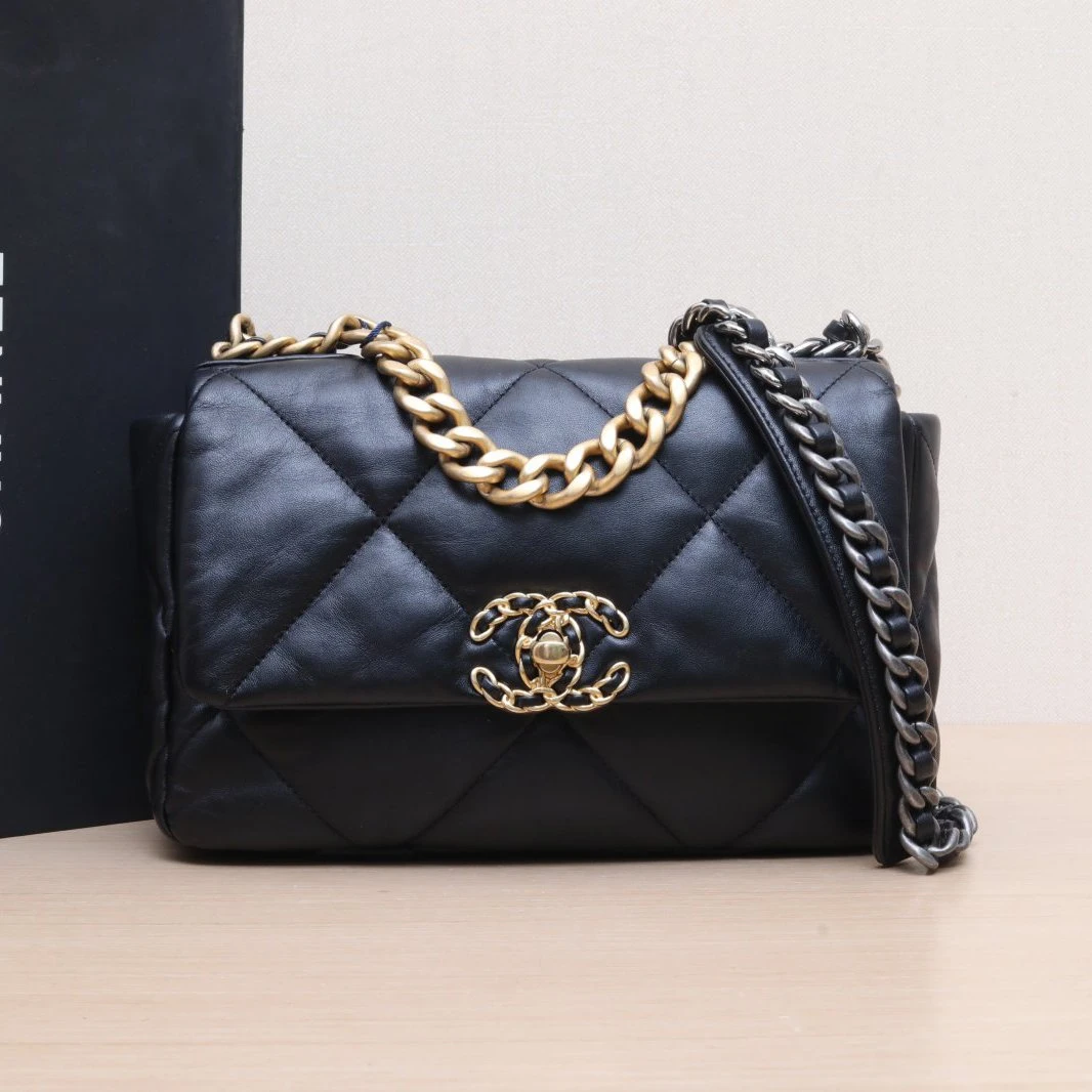 95新 Chanel/香奈儿 小花柳 19BAG 口盖包 小号 黑色 芯片开