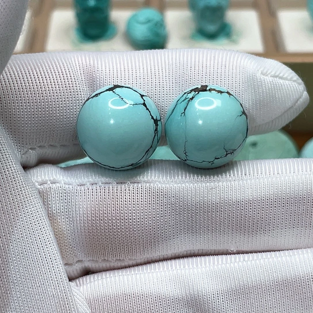 绿松石未镶嵌挂件