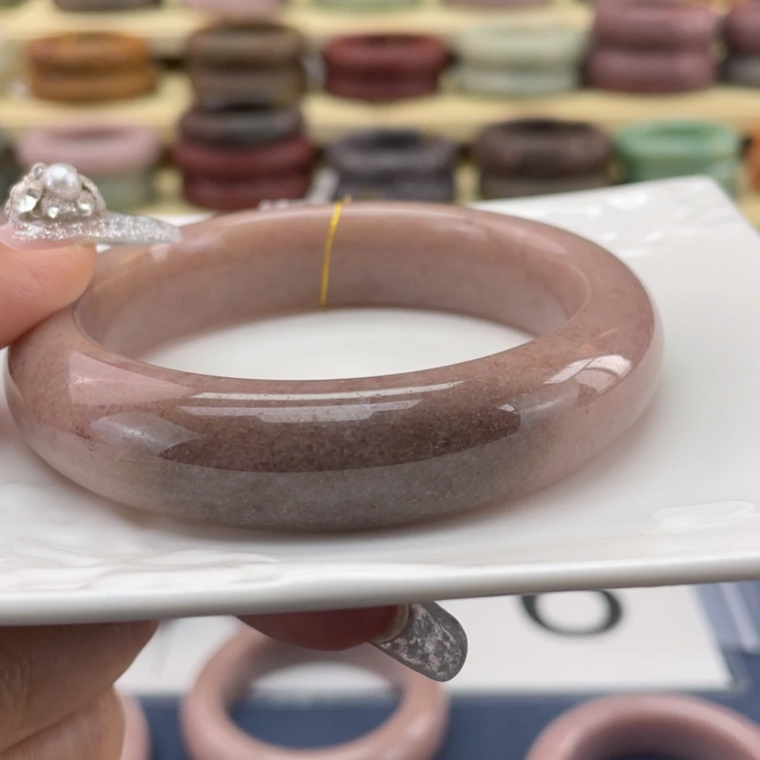 【闪购商品】石英质玉手镯未镶嵌︶****ヾ