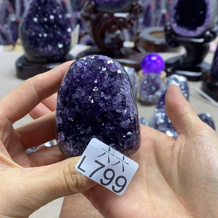 紫晶未镶嵌大型摆件（非配饰）摆件