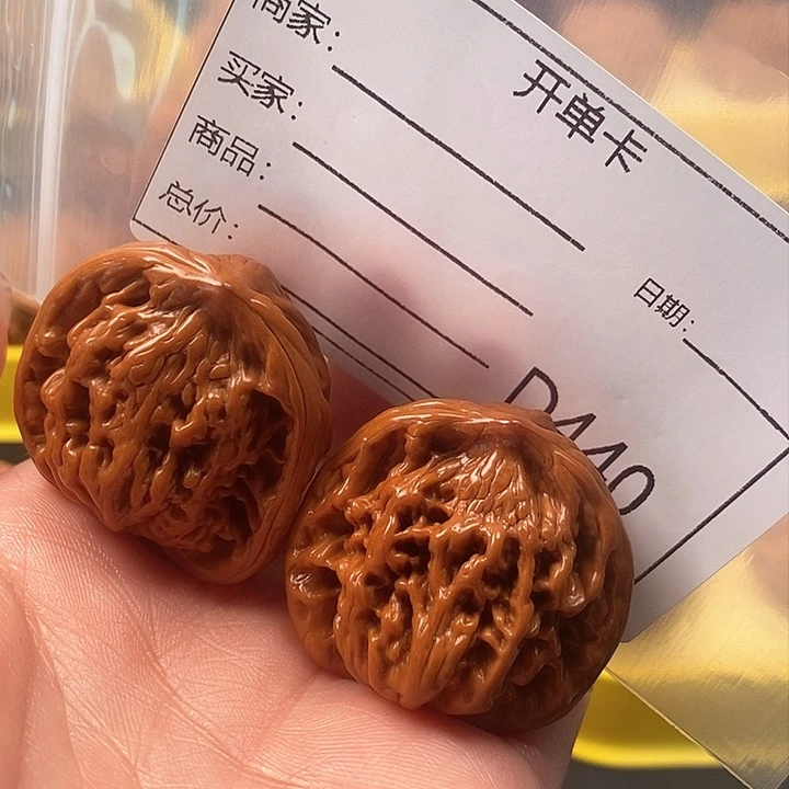 文玩核桃吊坠金*1111111111