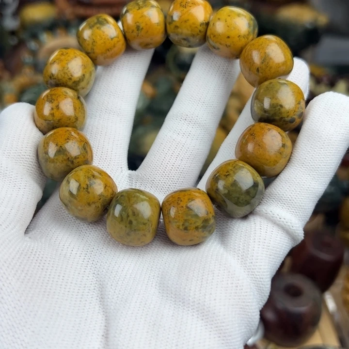 岫岩河磨玉（透闪石质玉）手串未镶嵌纪**卸